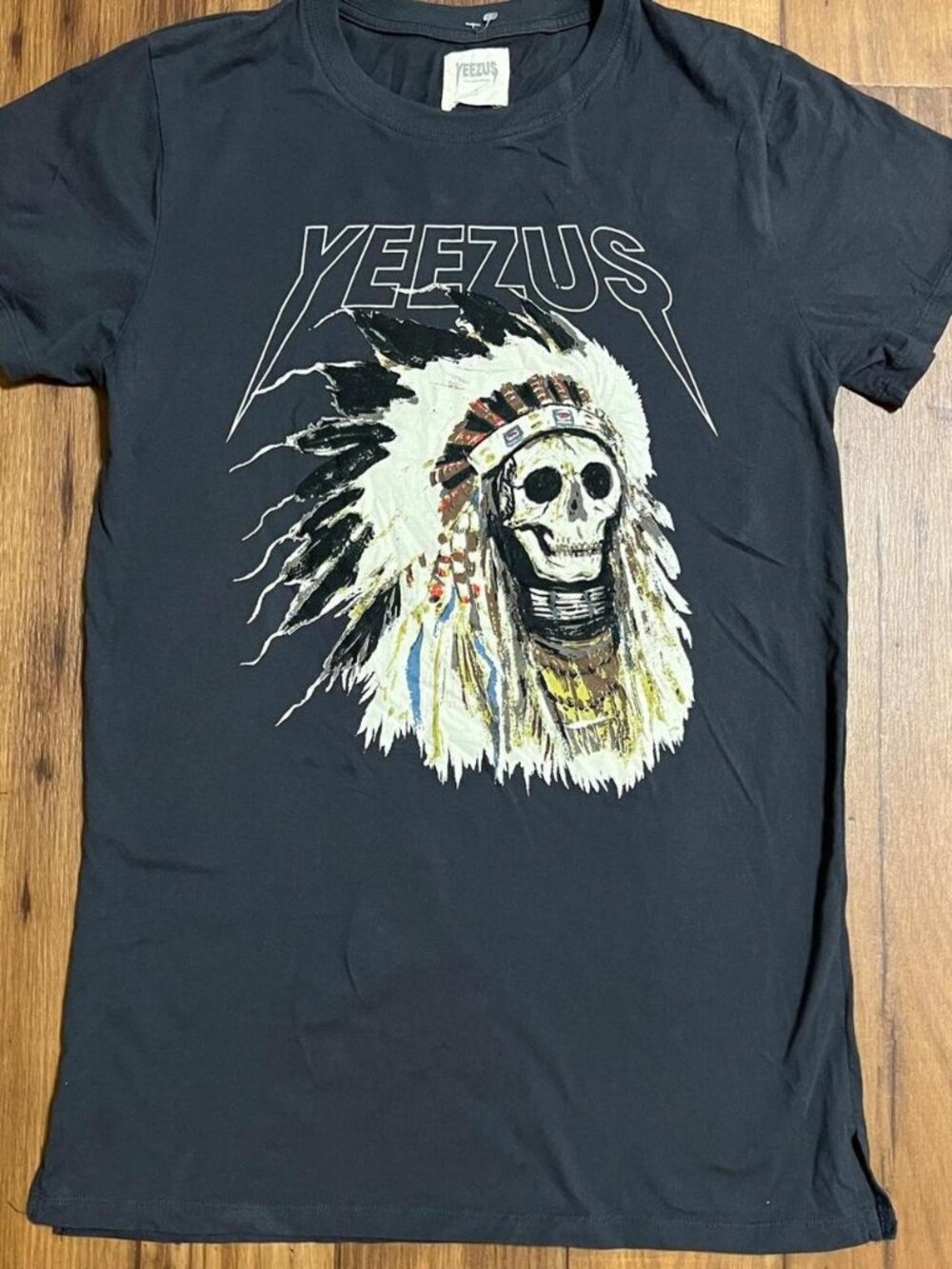 Yeezus T Shirt Mens Size M Skull Native Headdress Tee 2013 Kanye West Tour Tee